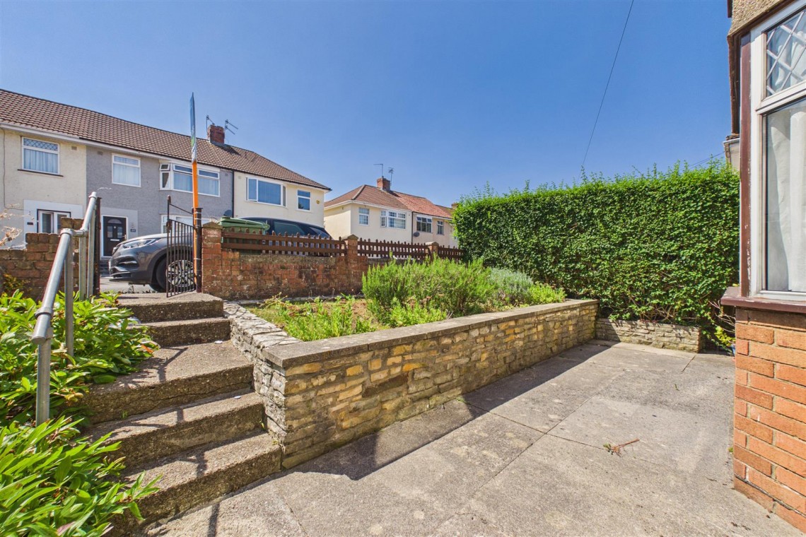 Images for HOUSE WITH POTENTIAL | HENGROVE BS14