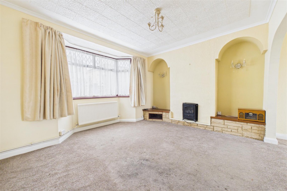 Images for HOUSE WITH POTENTIAL | HENGROVE BS14