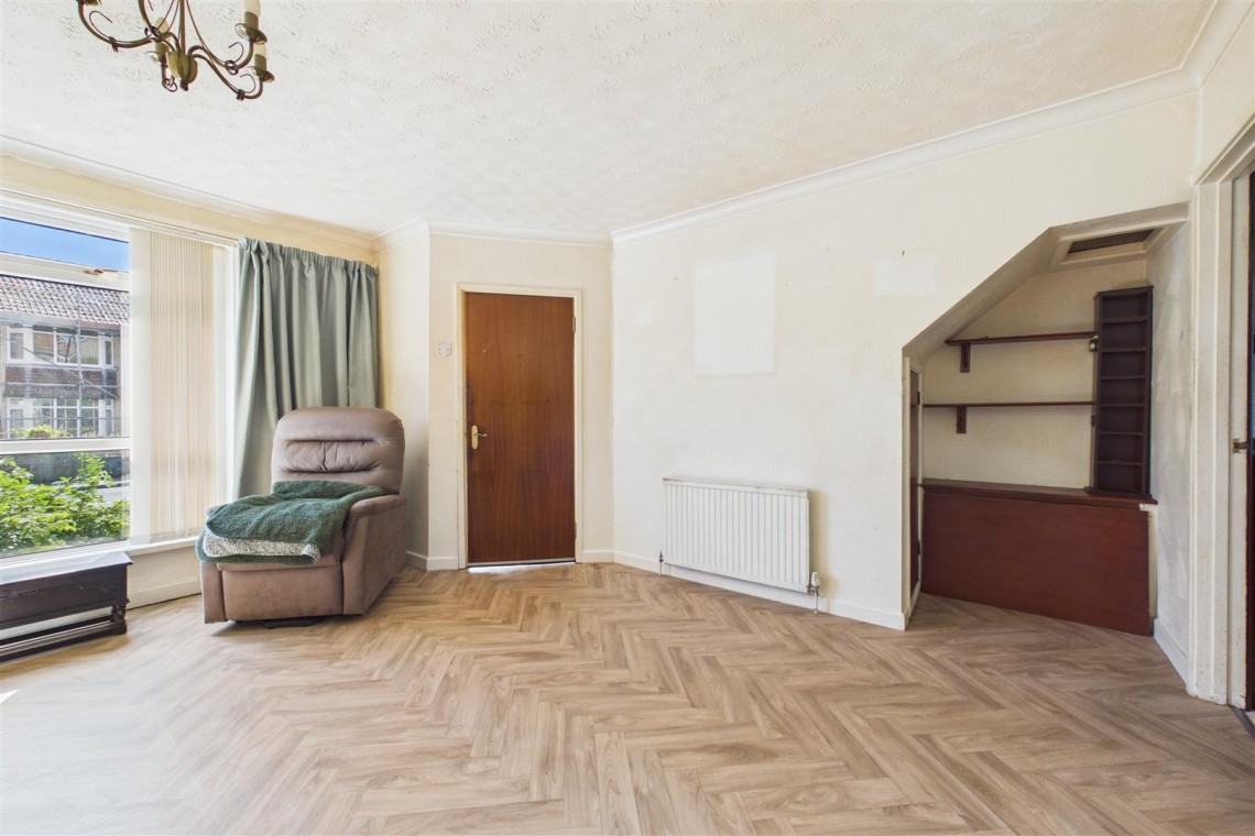 Images for HOUSE | UPDATING | KINGSWOOD