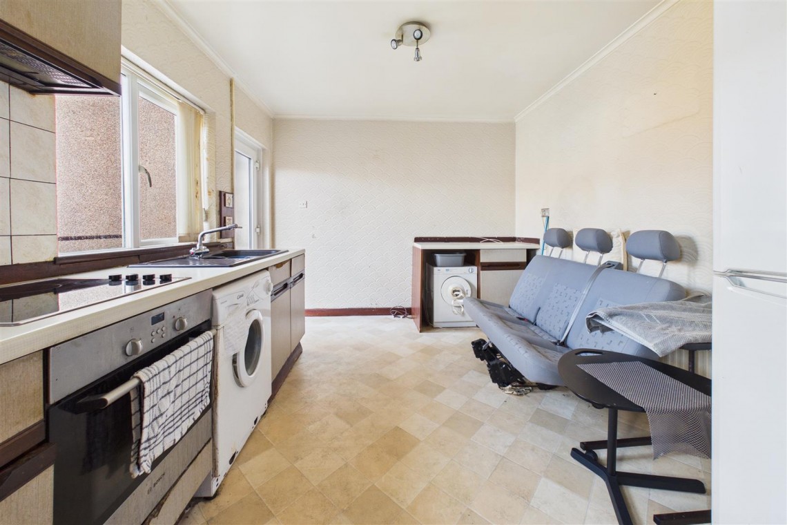 Images for HOUSE | UPDATING | KINGSWOOD
