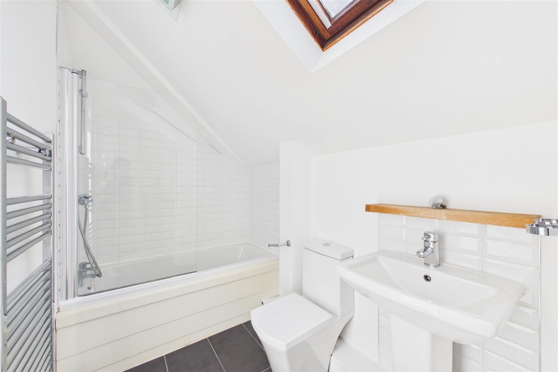 Images for Hampton Road, Redland