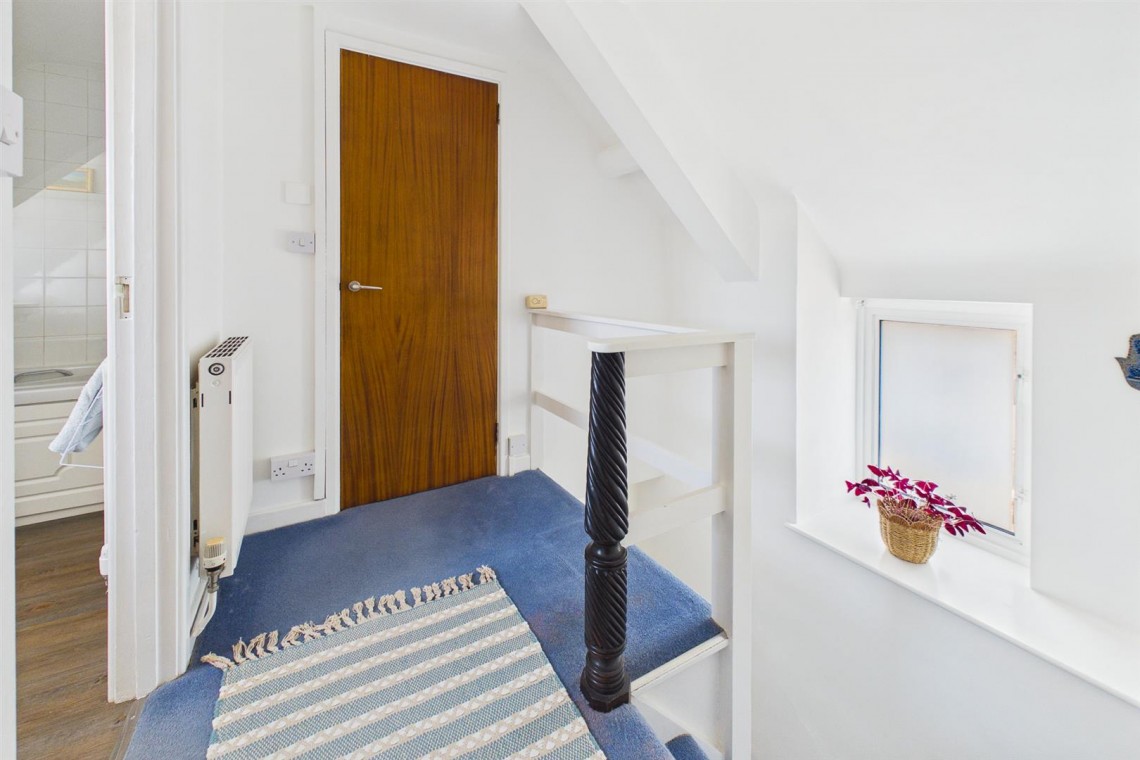 Images for COTTAGE | MINCHAMPTON