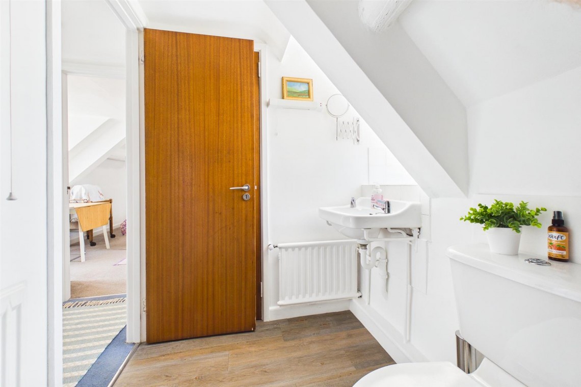 Images for COTTAGE | MINCHAMPTON