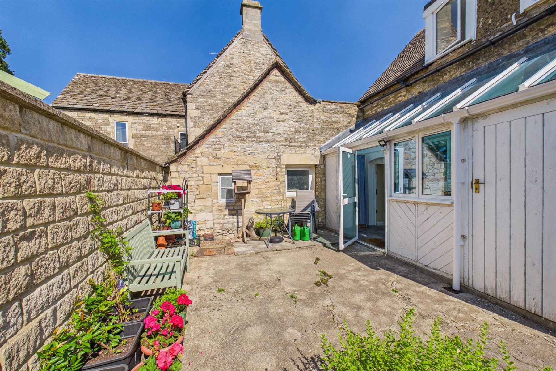 Images for COTTAGE | MINCHAMPTON