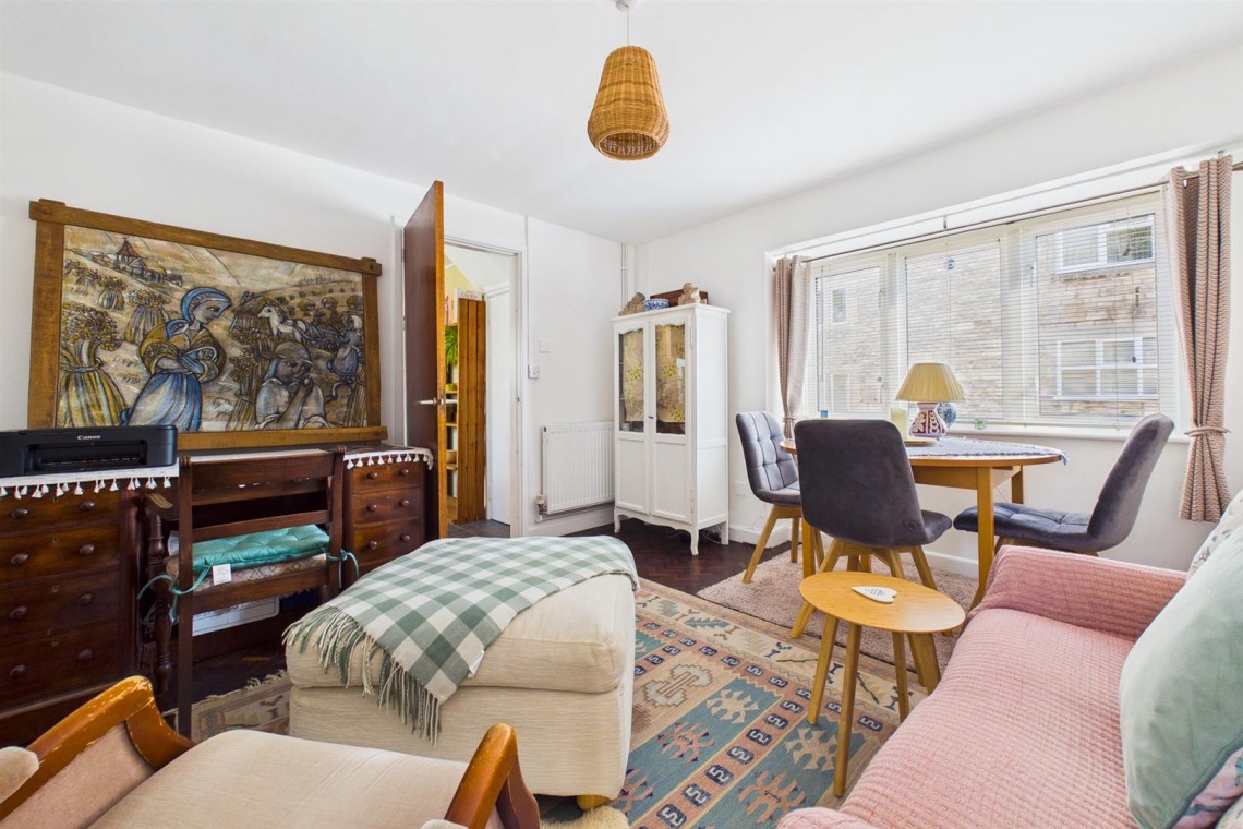 Images for COTTAGE | MINCHAMPTON