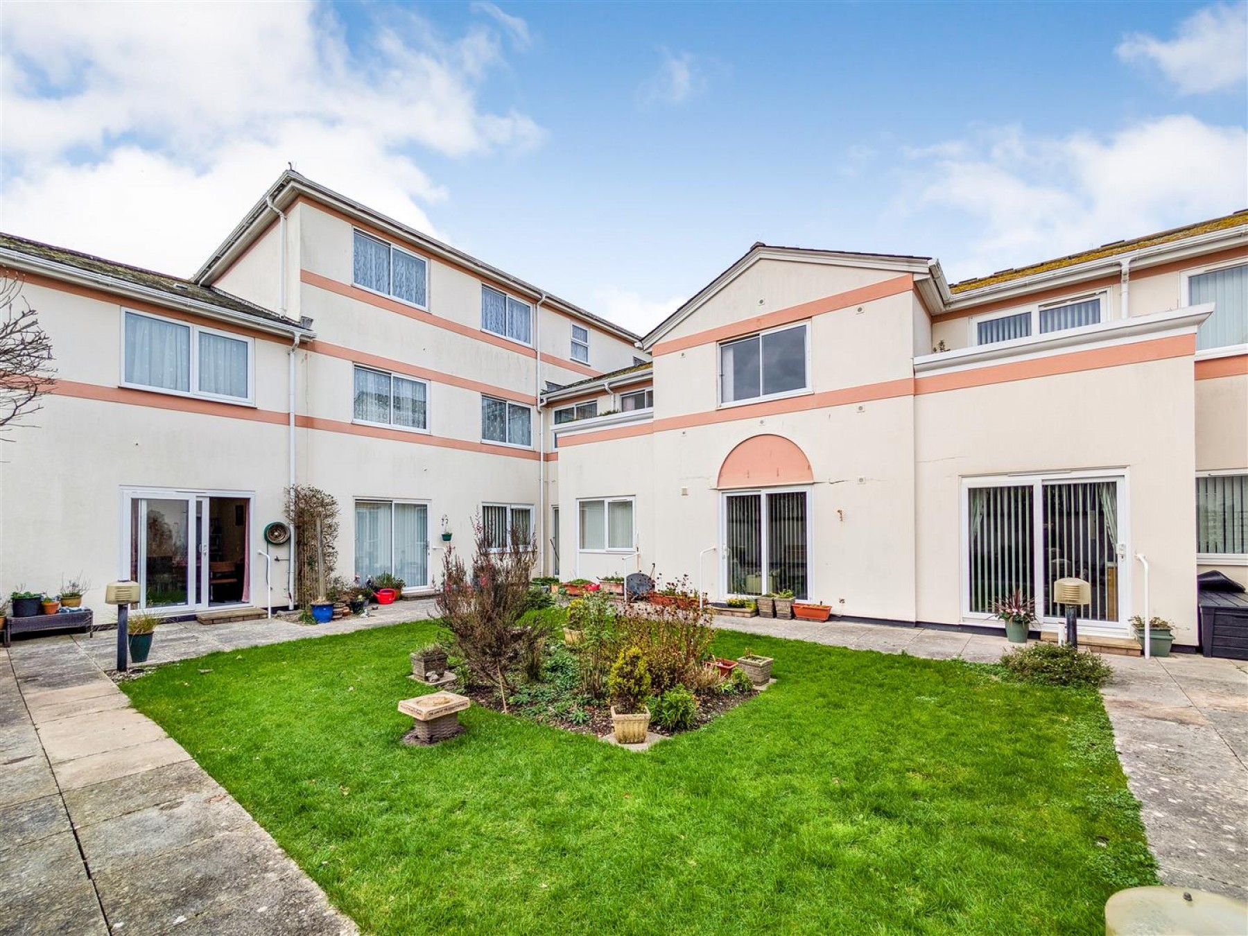 Images for FLAT + FREEHOLD | DAWES COURT TQ4