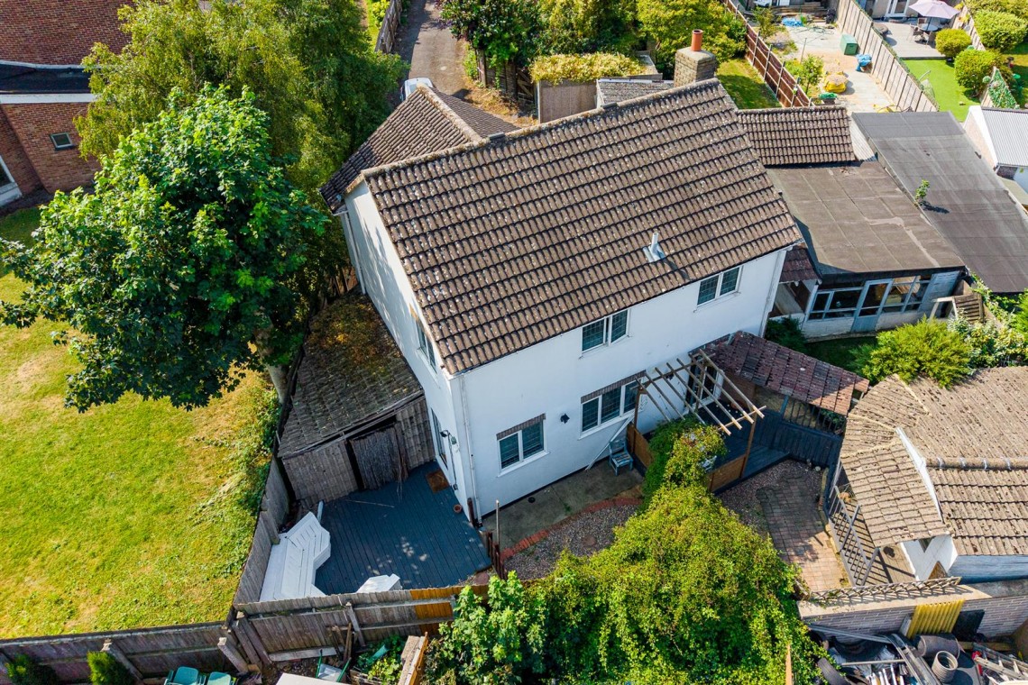 Images for DETACHED HOUSE SET BACK FROM ROAD | BS34