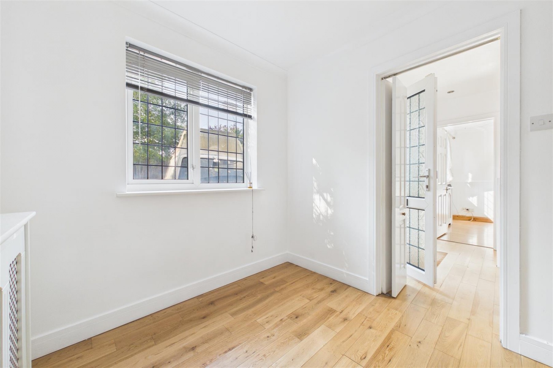 Images for DETACHED HOUSE SET BACK FROM ROAD | BS34