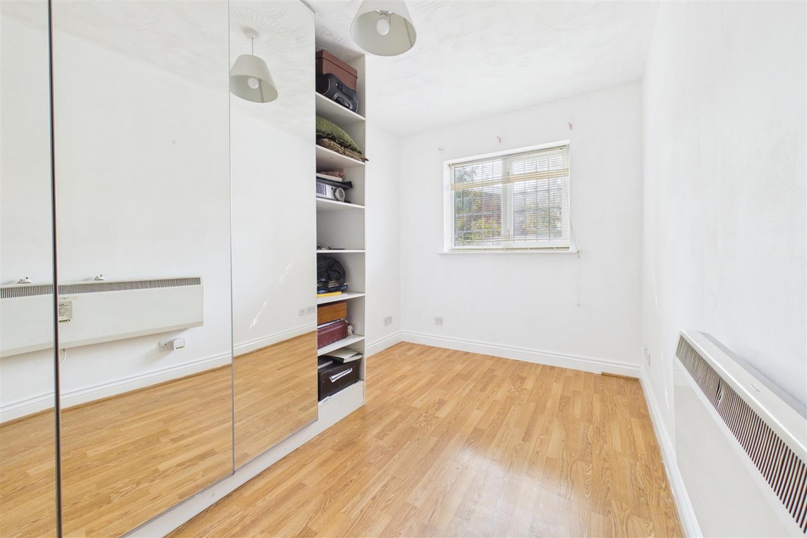 Images for DETACHED HOUSE SET BACK FROM ROAD | BS34