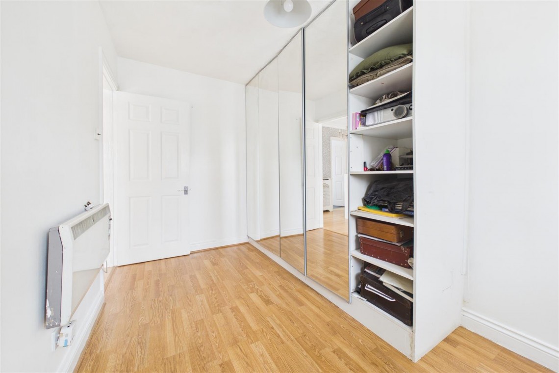 Images for DETACHED HOUSE SET BACK FROM ROAD | BS34