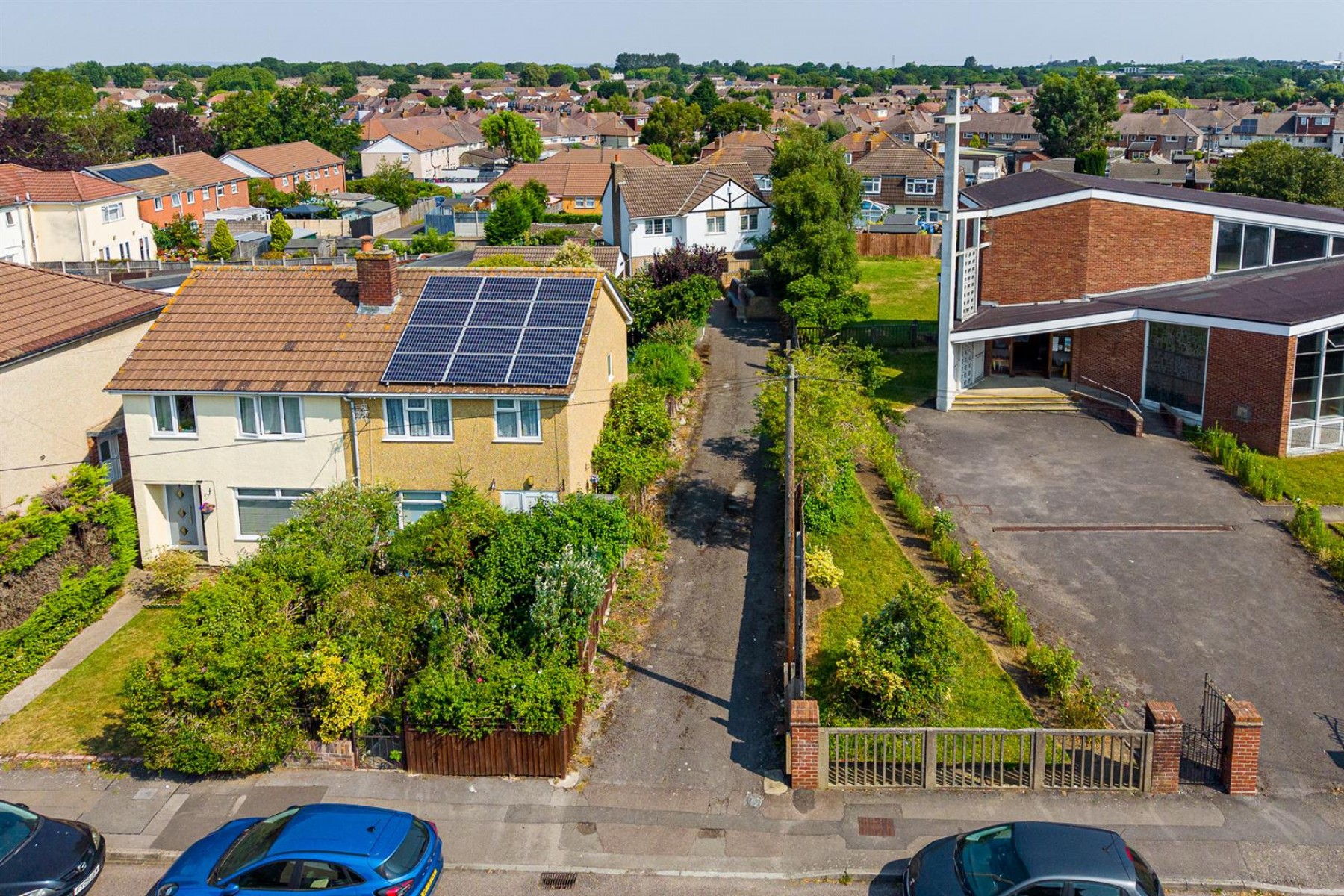 Images for DETACHED HOUSE SET BACK FROM ROAD | BS34