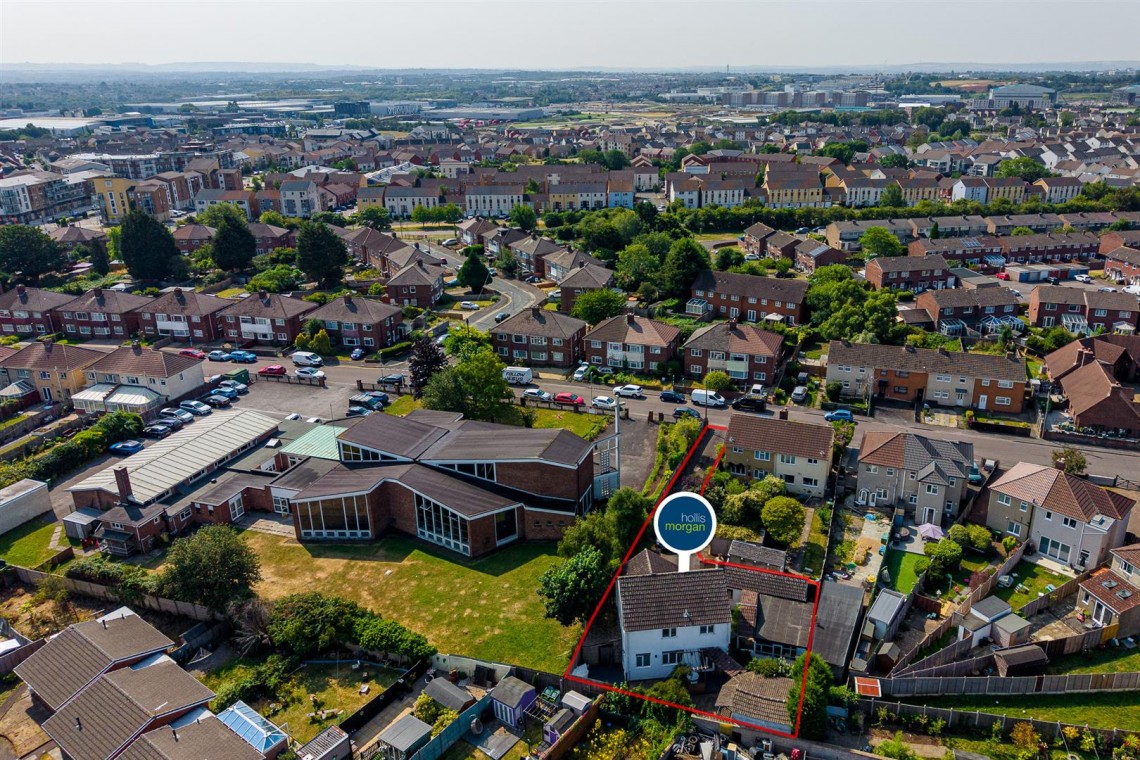 Images for DETACHED HOUSE SET BACK FROM ROAD | BS34