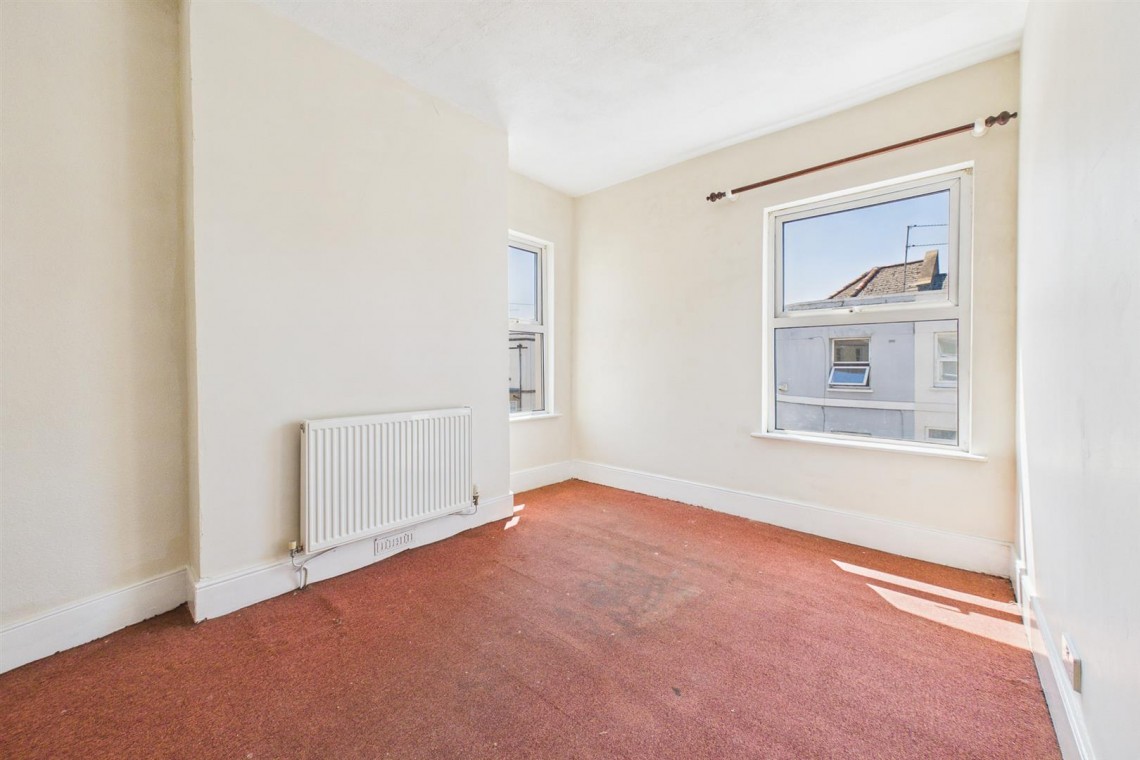 Images for HOUSE FOR MODERNISATION | MARLE HILL GL50