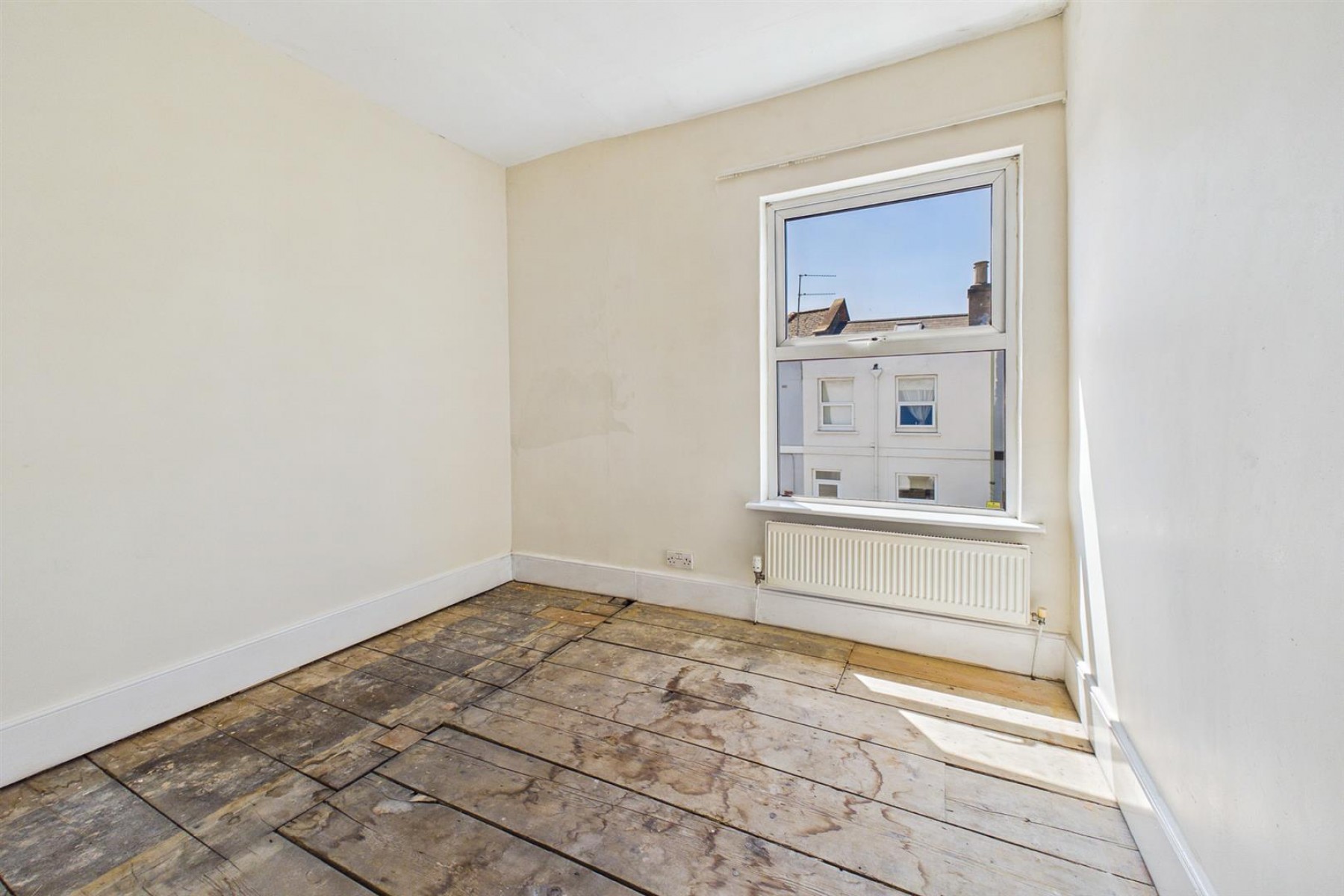 Images for HOUSE FOR MODERNISATION | MARLE HILL GL50