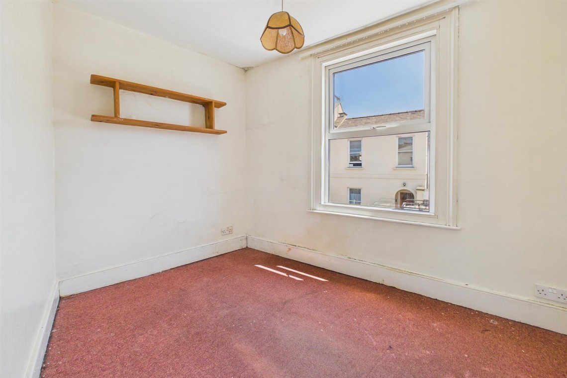 Images for HOUSE FOR MODERNISATION | MARLE HILL GL50