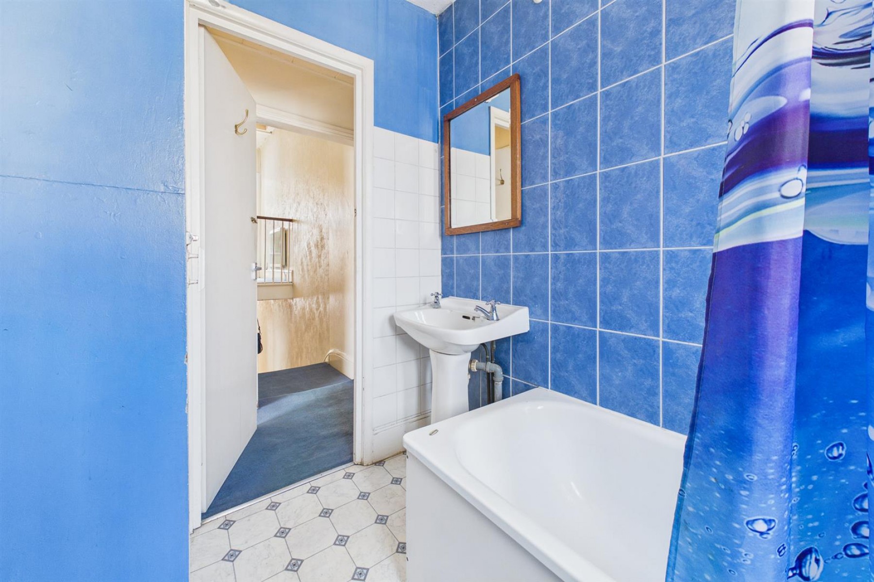 Images for HOUSE FOR MODERNISATION | MARLE HILL GL50