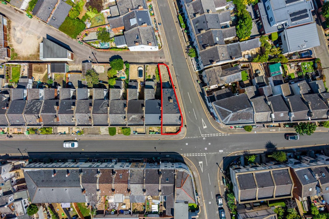 Images for HOUSE FOR MODERNISATION | MARLE HILL GL50