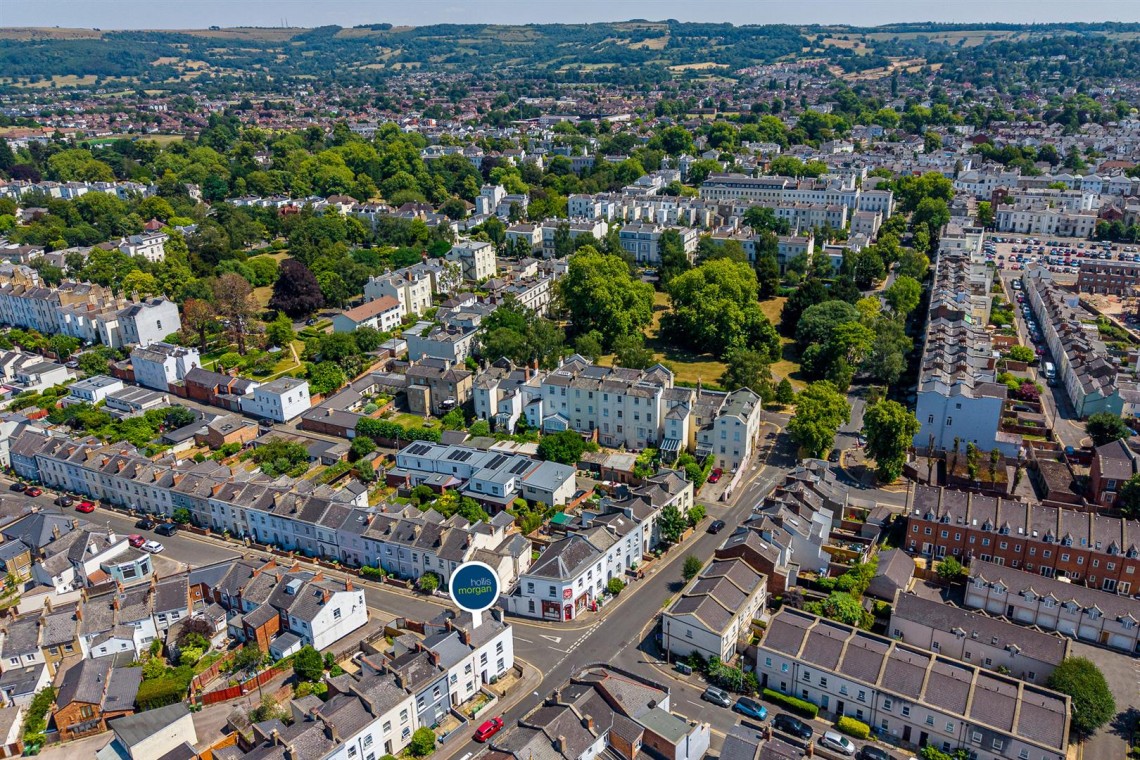 Images for HOUSE FOR MODERNISATION | MARLE HILL GL50