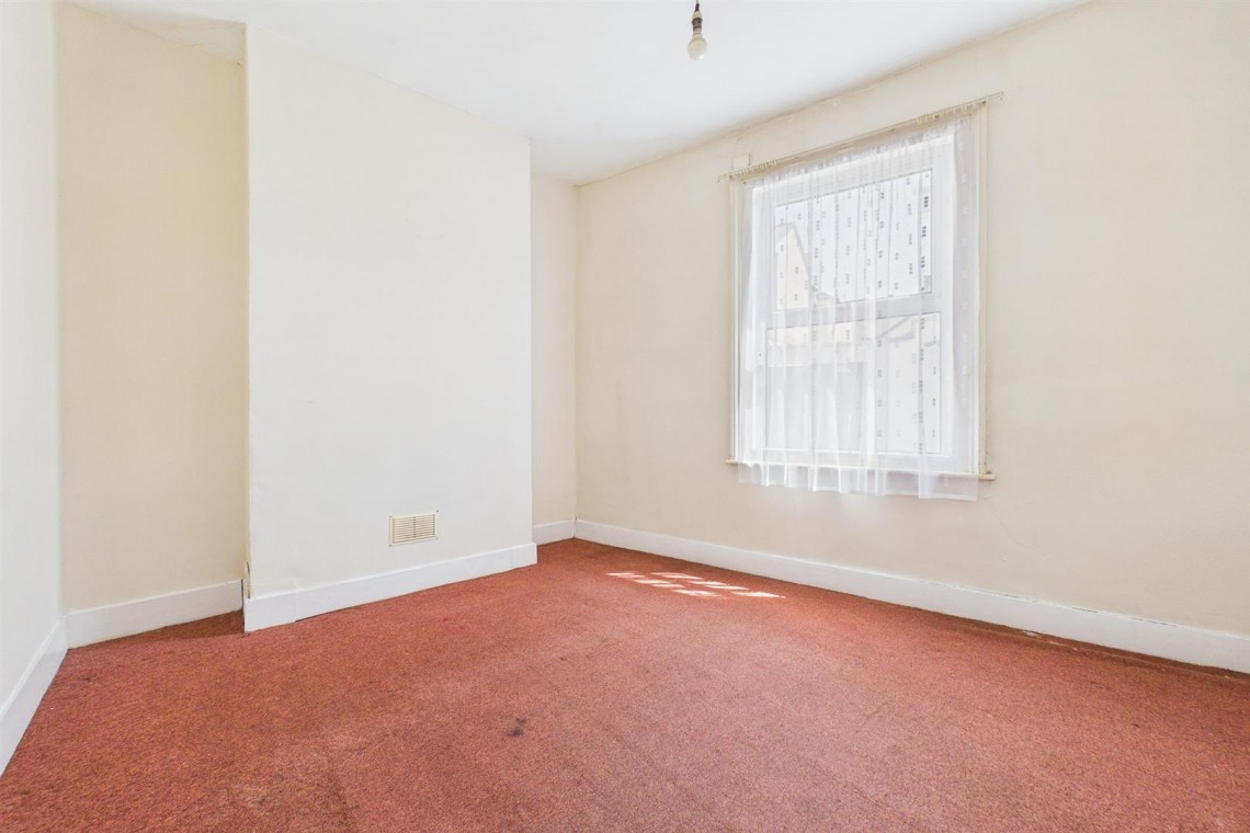 Images for HOUSE FOR MODERNISATION | MARLE HILL GL50