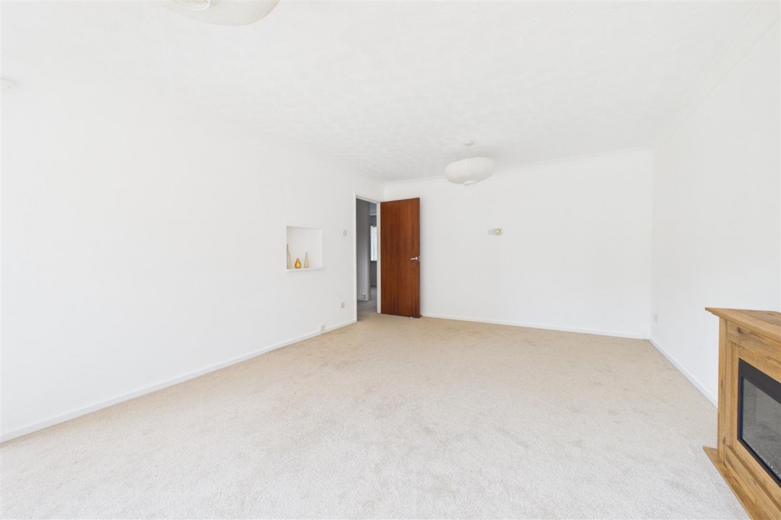 Images for BALCONY FLAT | REDUCED FOR AUCTION