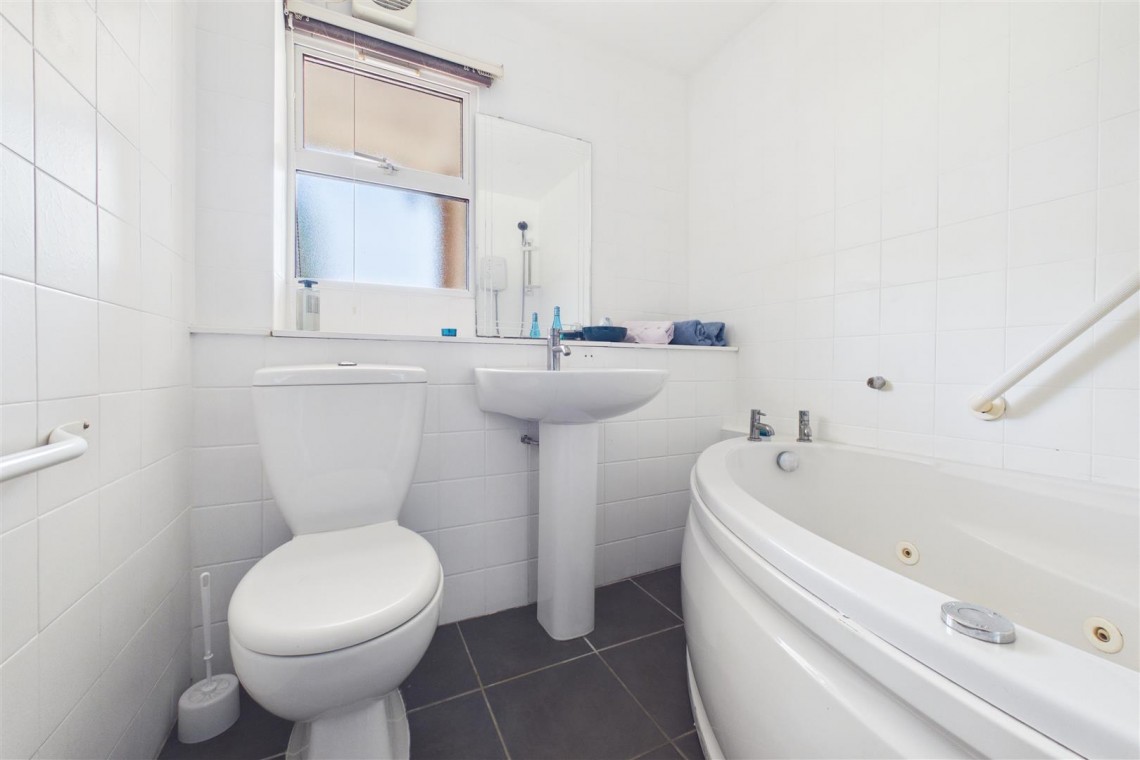 Images for BALCONY FLAT | REDUCED FOR AUCTION