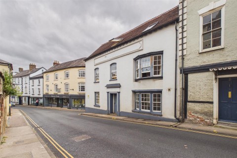 View Full Details for FREEHOLD BLOCK OF FLATS | HR9