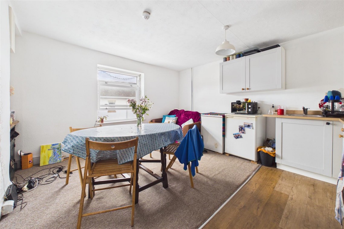 Images for FREEHOLD BLOCK | 25 FLATS | £182K PA