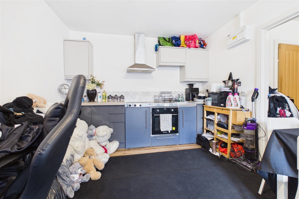 Images for FREEHOLD BLOCK | 25 FLATS | £182K PA