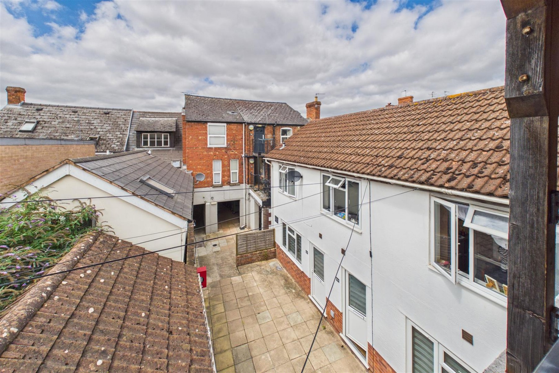 Images for FREEHOLD BLOCK | 25 FLATS | £182K PA
