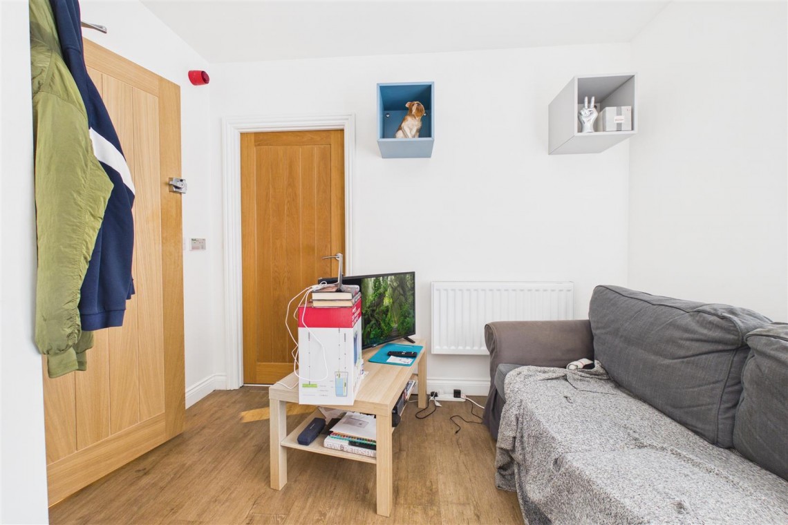 Images for FREEHOLD BLOCK | 25 FLATS | £182K PA