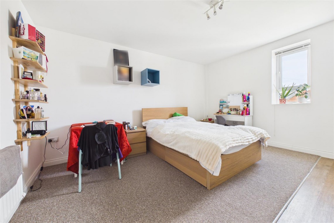 Images for FREEHOLD BLOCK | 25 FLATS | £182K PA