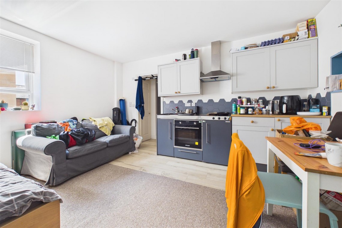 Images for FREEHOLD BLOCK | 25 FLATS | £182K PA