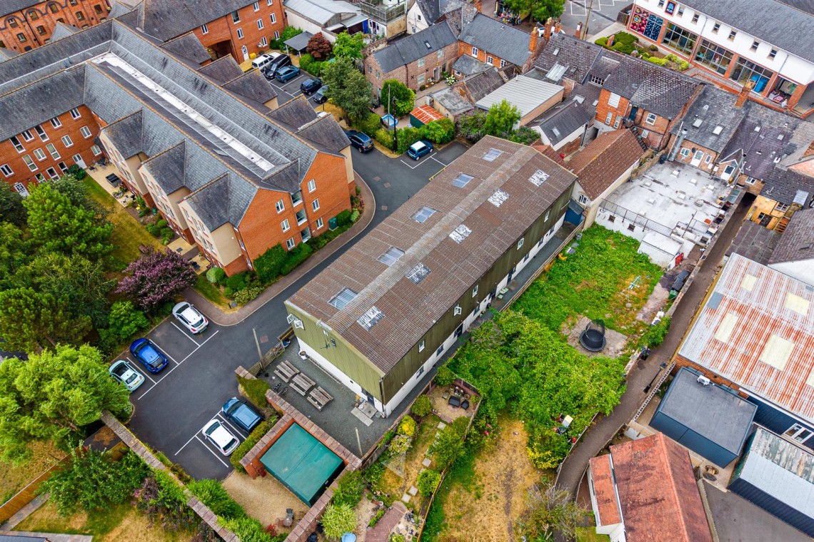 Images for FREEHOLD BLOCK | 25 FLATS | £182K PA