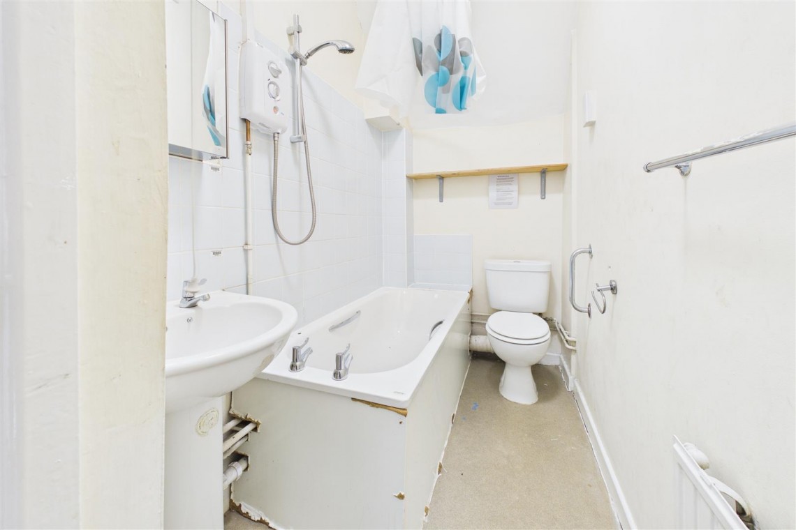 Images for PERIOD HOUSE | UPDATING | EASTON
