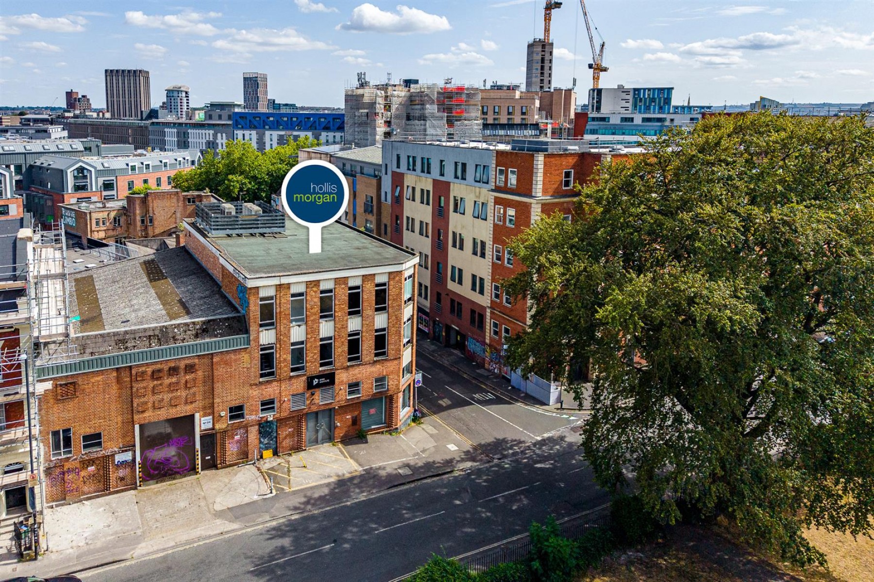 Images for LARGE COMMERCIAL BUILDING | BS2