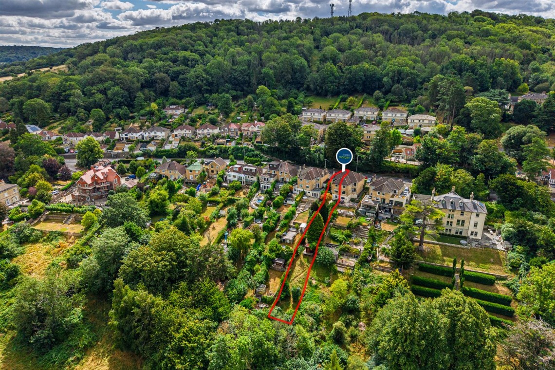Images for LARGE GARDEN | VIEWS | WAS £695K