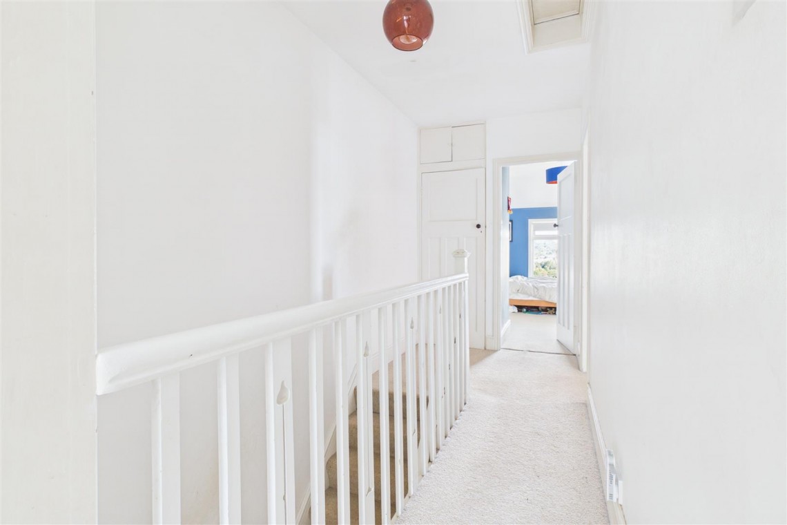 Images for LARGE GARDEN | VIEWS | WAS £695K