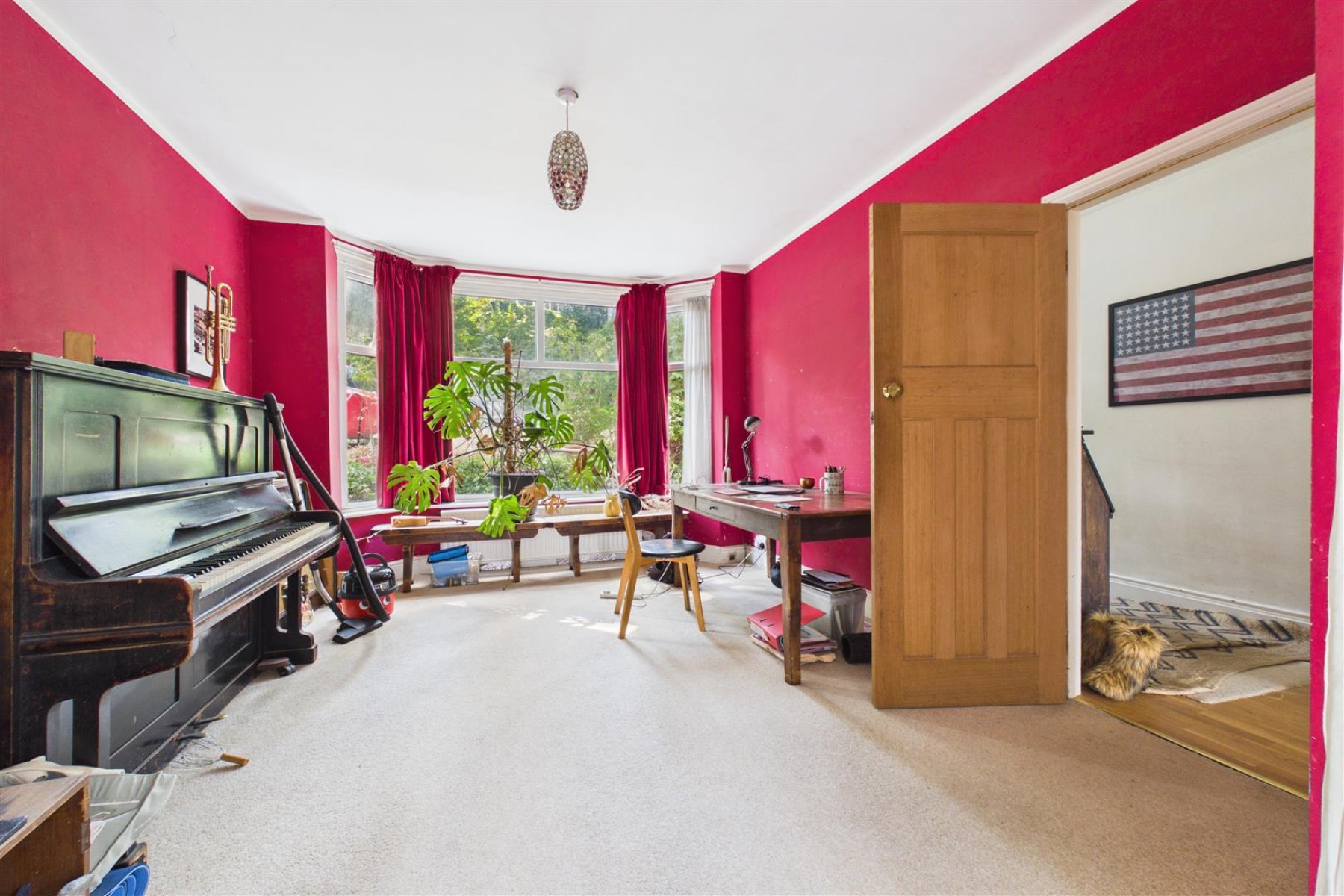 Images for LARGE GARDEN | VIEWS | WAS £695K