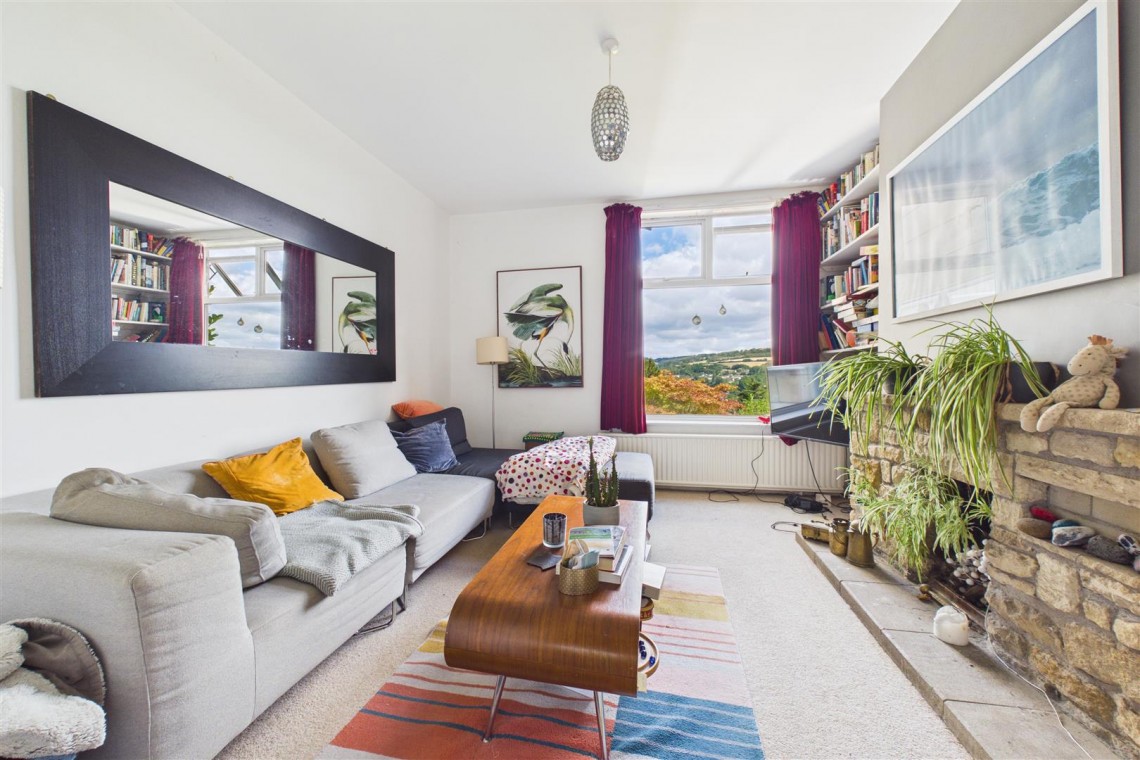 Images for LARGE GARDEN | VIEWS | WAS £695K