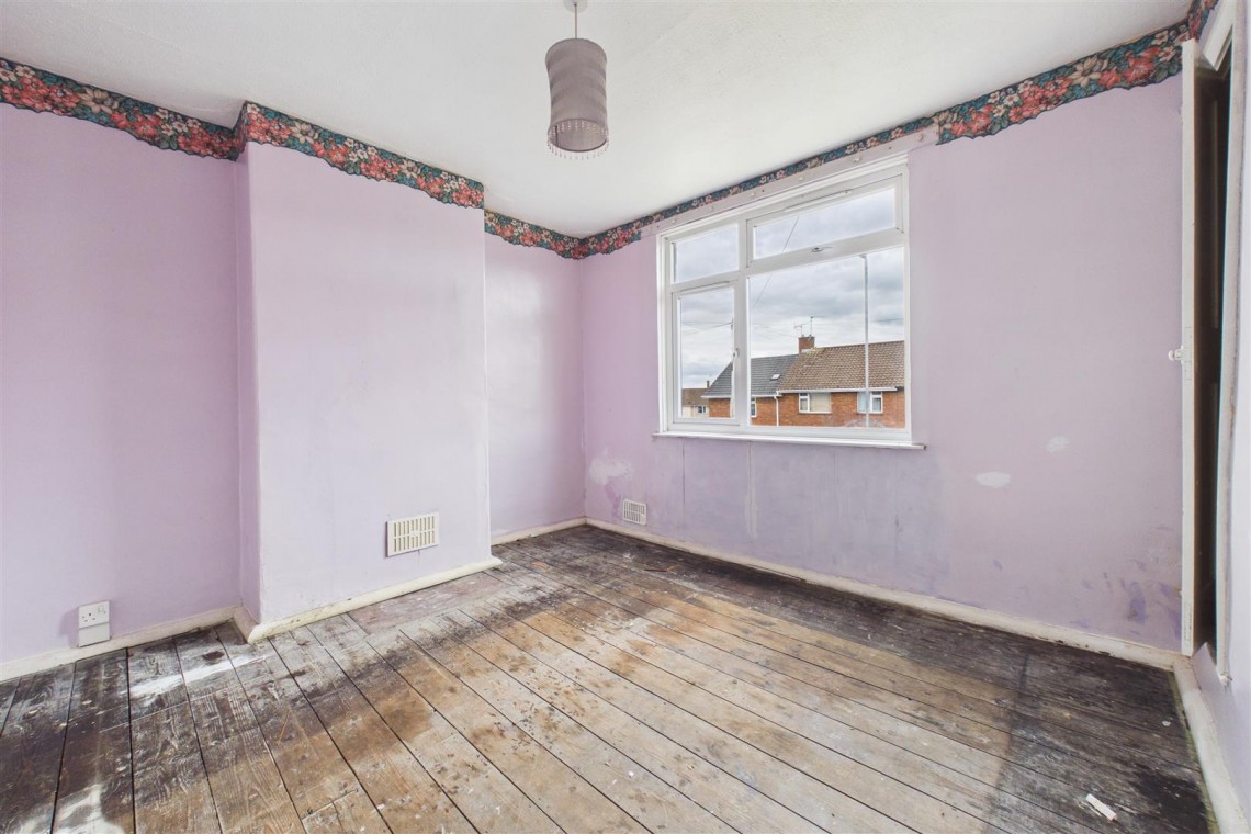 Images for 2 X SEMI DETACHED | UPDATING | BS30