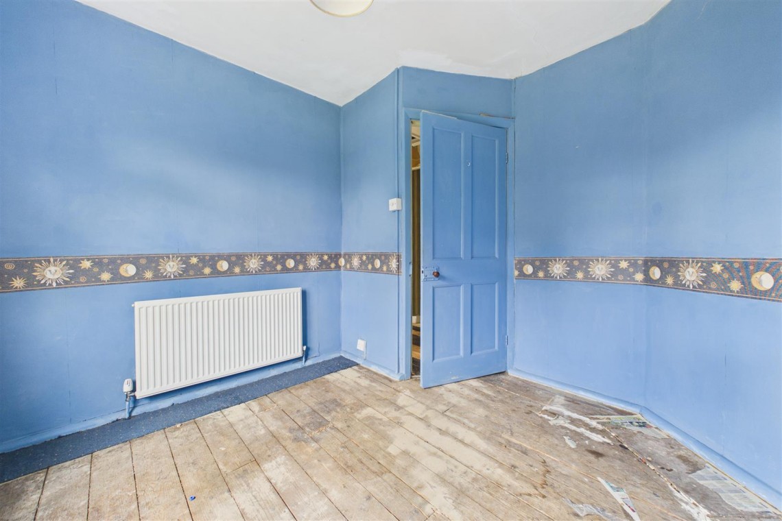 Images for 2 X SEMI DETACHED | UPDATING | BS30