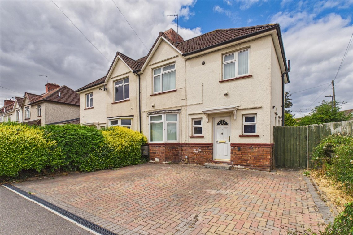 Images for 2 X SEMI DETACHED | UPDATING | BS30