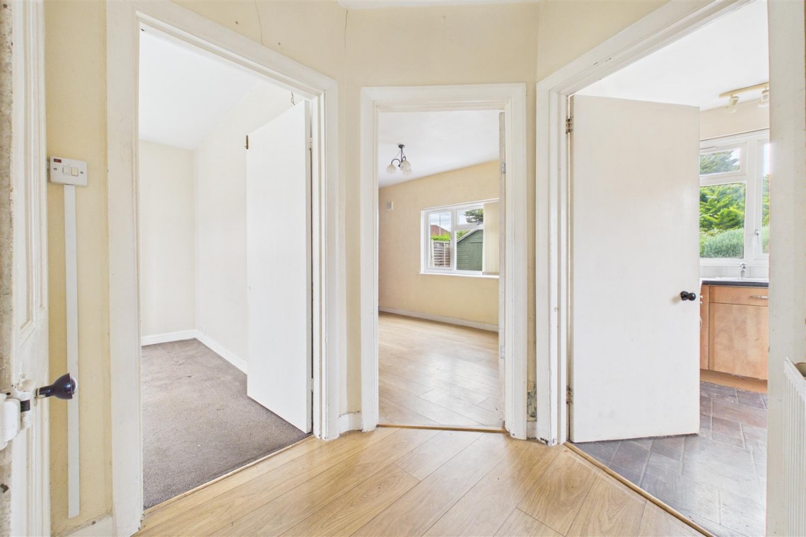 Images for 2 X SEMI DETACHED | UPDATING | BS30
