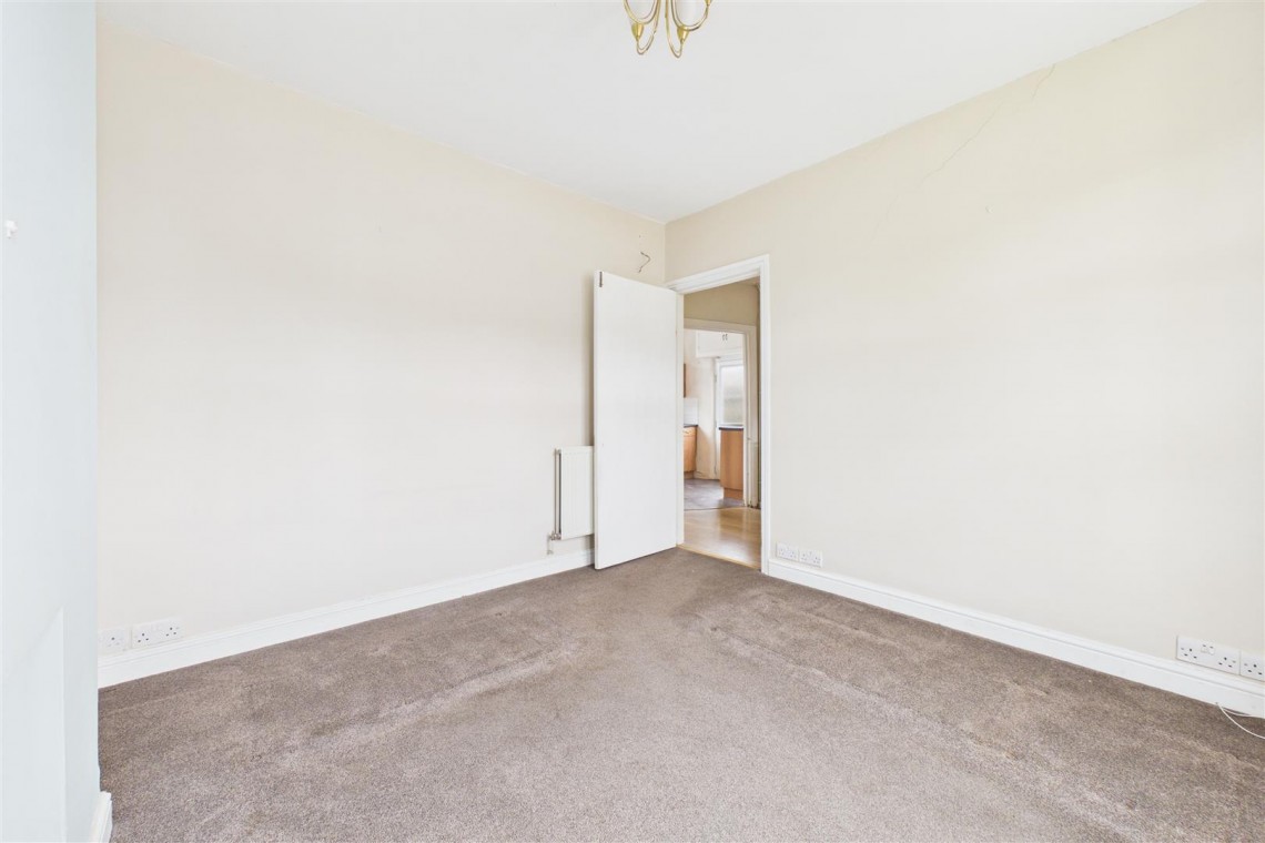 Images for 2 X SEMI DETACHED | UPDATING | BS30