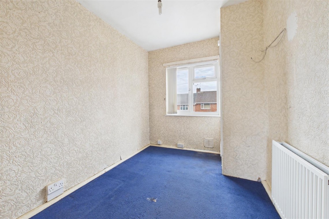Images for 2 X SEMI DETACHED | UPDATING | BS30