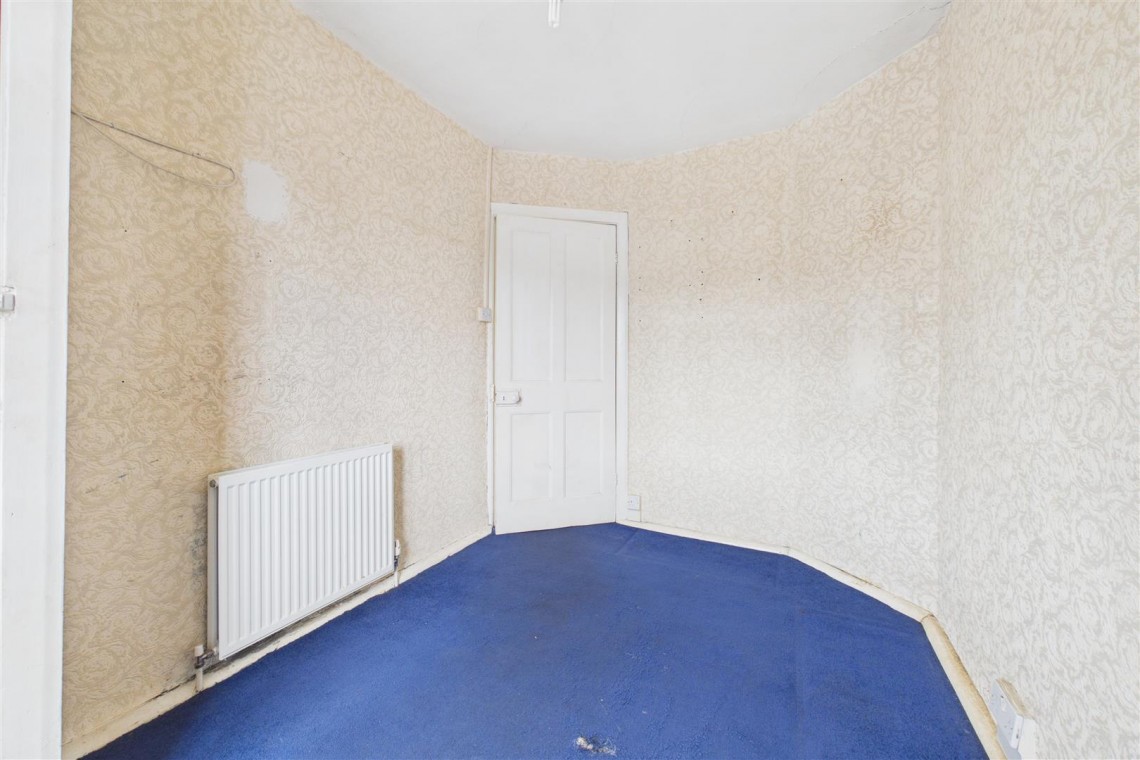 Images for 2 X SEMI DETACHED | UPDATING | BS30