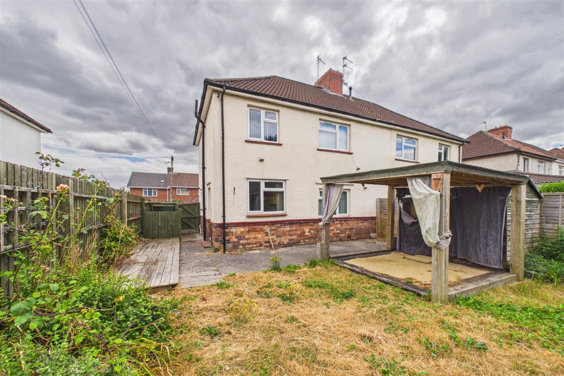 Images for 2 X SEMI DETACHED | UPDATING | BS30