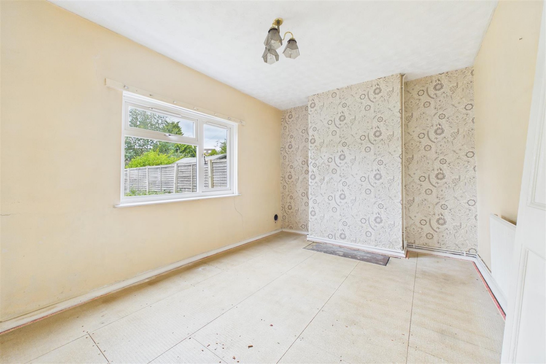 Images for 2 X SEMI DETACHED | UPDATING | BS30